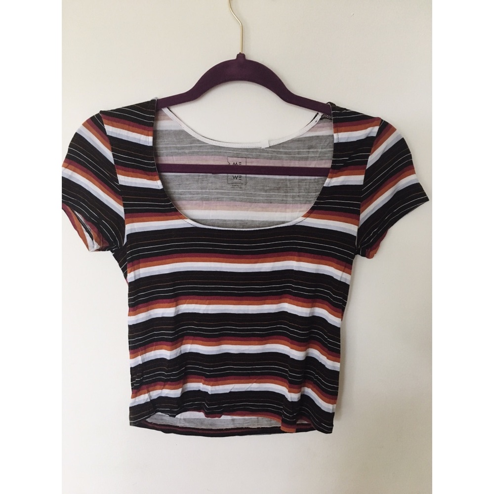 Short sleeve crop top